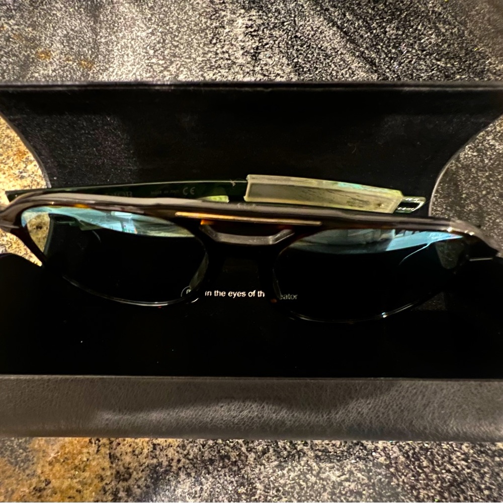 FINAL PRICE PRE OWNED DIOR DIOR ESSENCIAL R2U 20B7 SUNGLASSES